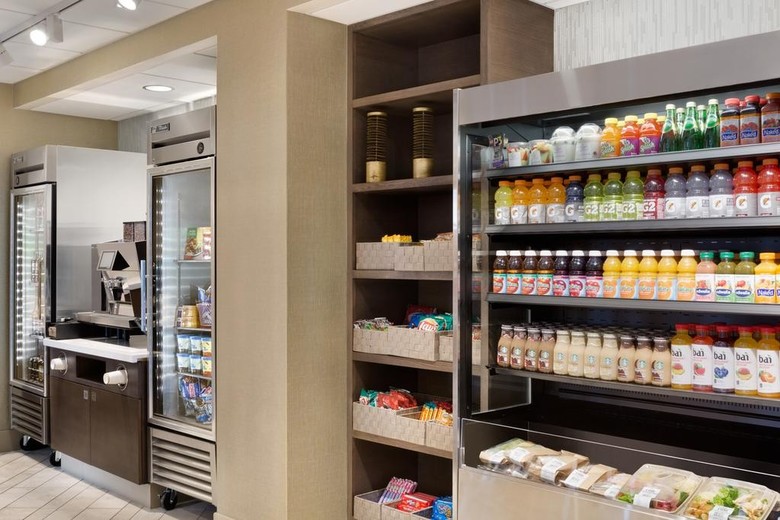 Hotel Embassy Suites International Airport