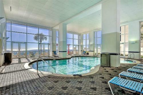 Hotel Majestic Beach Resort Tower 2 By Panhandle Getaways