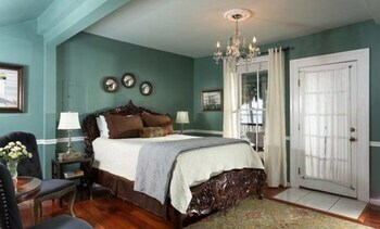 Bed & Breakfast Bayfront Marin House