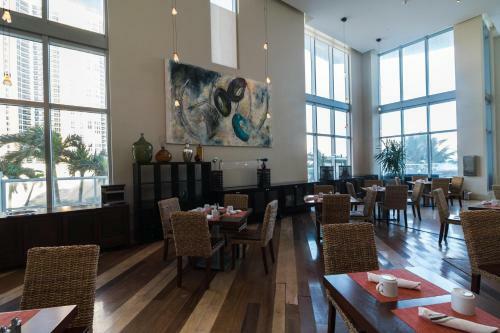 Marenas Beach Resort Apartments