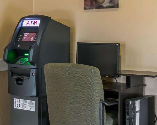 Motel Rodeway Inn & Suites Tampa