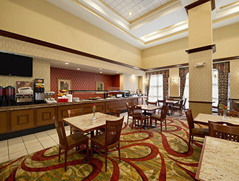 Hotel Ramada Suites Orlando Airport