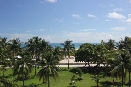 918 Ocean Drive Apartments