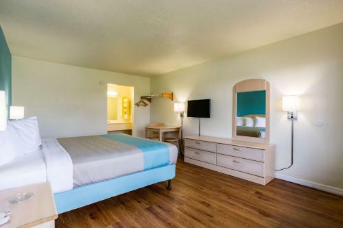 Motel 6 Spring Hill Weeki Wachee