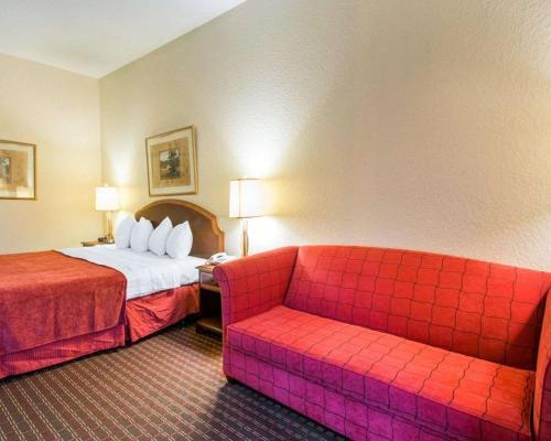 Hotel Rodeway Inn Wesley Chapel