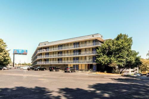 Motel 6 Atlanta Northwest - Marietta