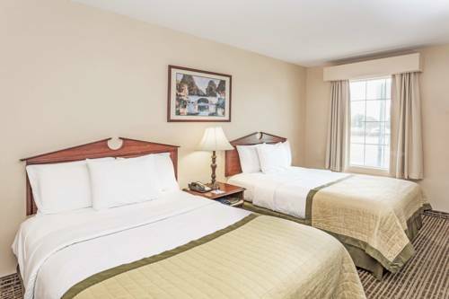 Motel Baymont Inn And Suites - Valdosta