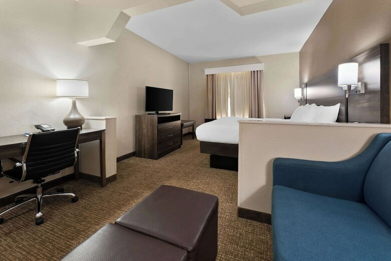 Hotel Comfort Suites Warner Robins