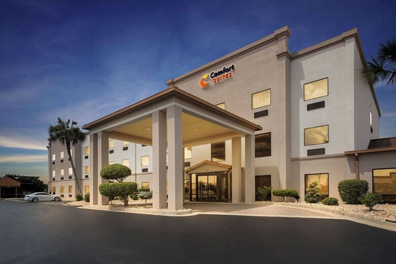 Hotel Comfort Suites Warner Robins