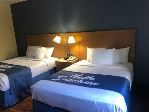Hotel Days Inn And Suites Savannah