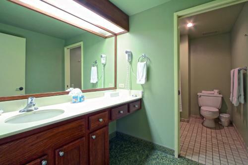 Hotel Wyndham Royal Sea Cliff Resort