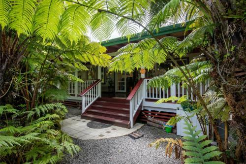 Alas Del Kealoha By Hawaii Volcano Vacations