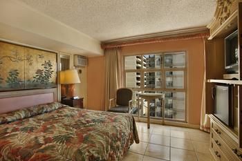 Aston Waikiki Beachside Hotel
