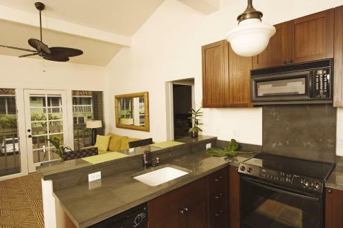 Hotel Aina Nalu Lahaina By Outrigger