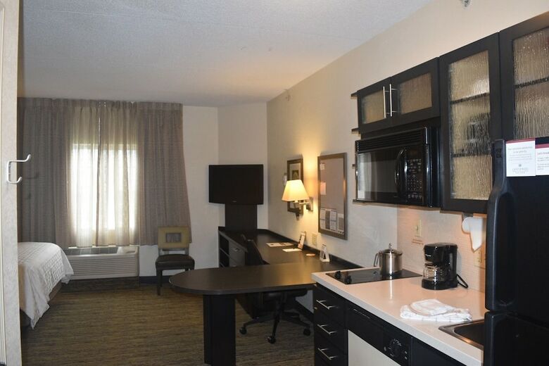 Hotel Candlewood Suites Chicago - O'hare