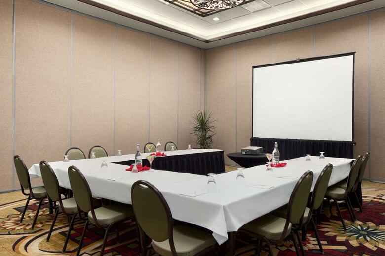 Hotel Embassy Suites Chicago - O'hare Rosemont