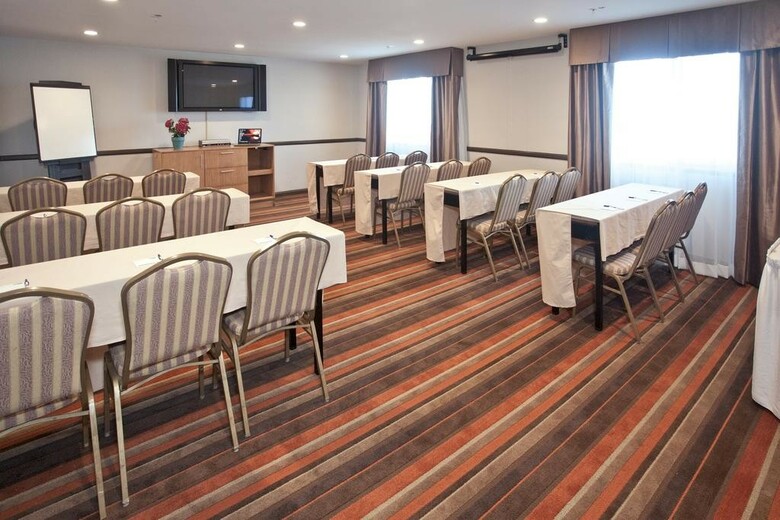 Hotel Holiday Inn Express South