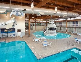 Motel Atrium Hotel & Conference Center