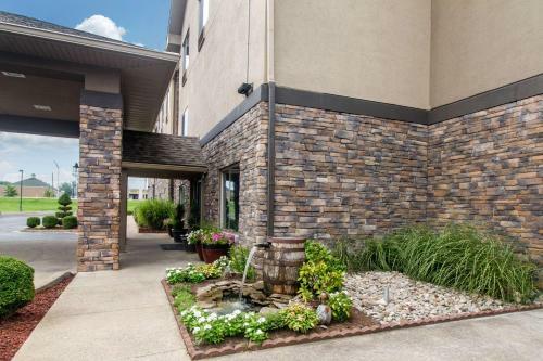 Hotel Comfort Suites Danville