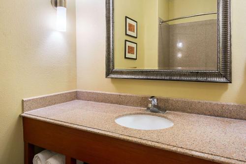 Hotel Comfort Suites Lake Charles