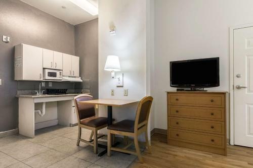Aparthotel Studio 6 Lafayette