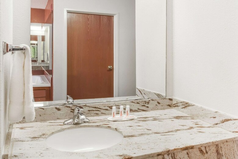 Hotel Days Inn & Suites New Iberia
