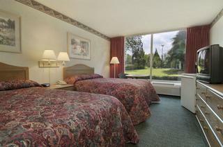 Hotel Rodeway Inn & Suites Shreveport
