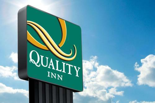 Hotel Super 8 Sanford Maine