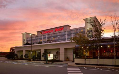 Clarion Hotel Airport Portland