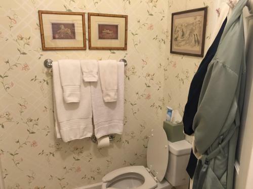 Bed & Breakfast Inn On The Ocean