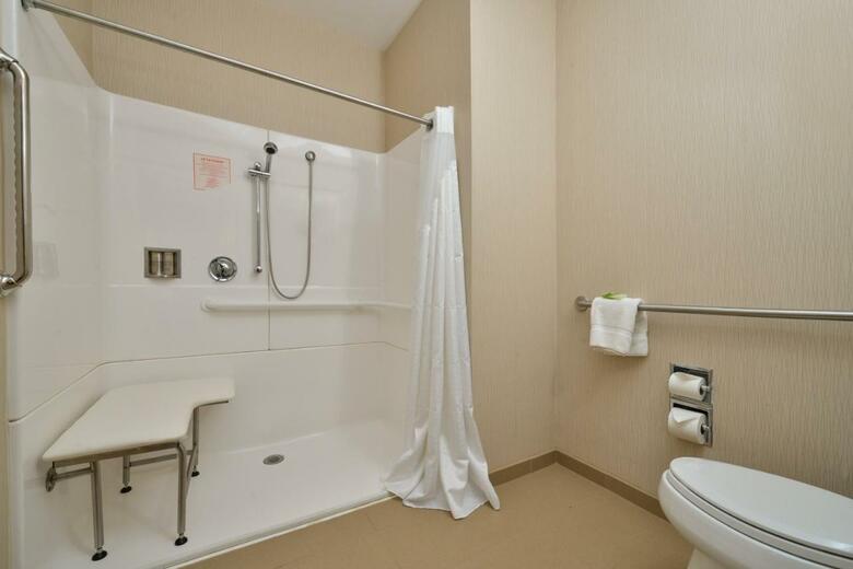 Holiday Inn Express Boston/milford Hotel