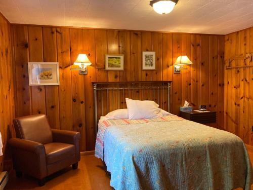 Posada Ludington Blue Spruce Inn