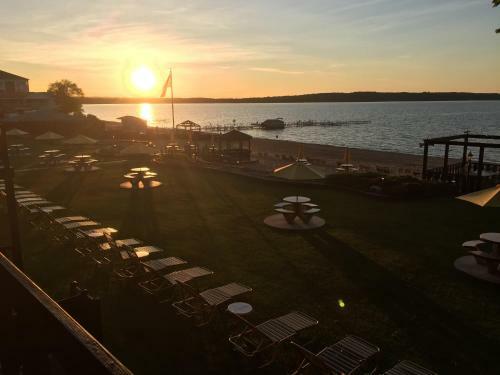 Hotel The Beach Haus - Traverse City