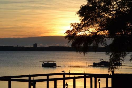 Hotel The Beach Haus - Traverse City