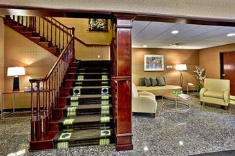 Holiday Inn Express Hotel & Suites Woodhaven