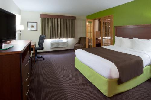 Hotel Americinn By Wyndham Little Falls