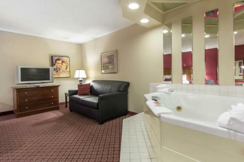 Hotel Econo Lodge Inn & Suites Joplin