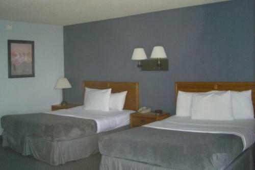 Hotel Quail's Nest Inn & Suites