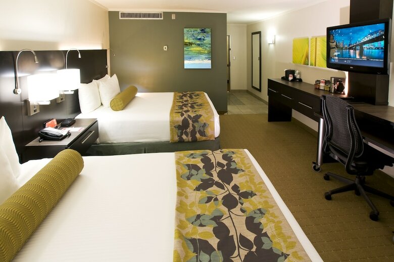 Ramada Plaza Hotel & Oasis Convention Center