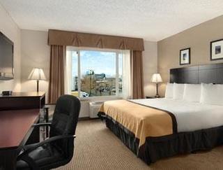 Hotel Baymont Inn And Suites