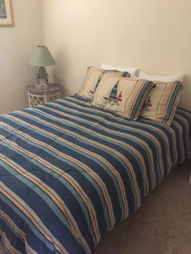 Hotel Surf Song Beach Resort
