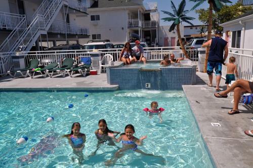 Motel Riviera Resort & Suites