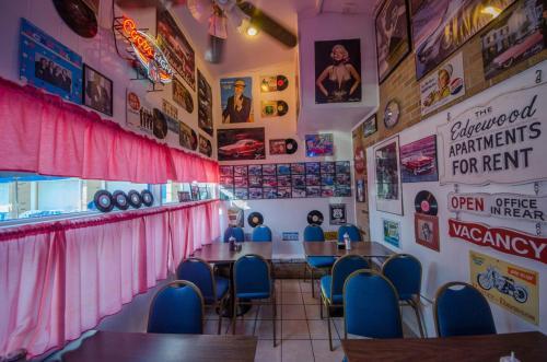 Tangiers Resort Motel