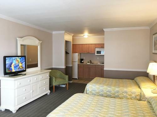 Aqua Beach Hotel