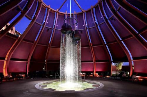 Hotel Isleta Resort & Casino