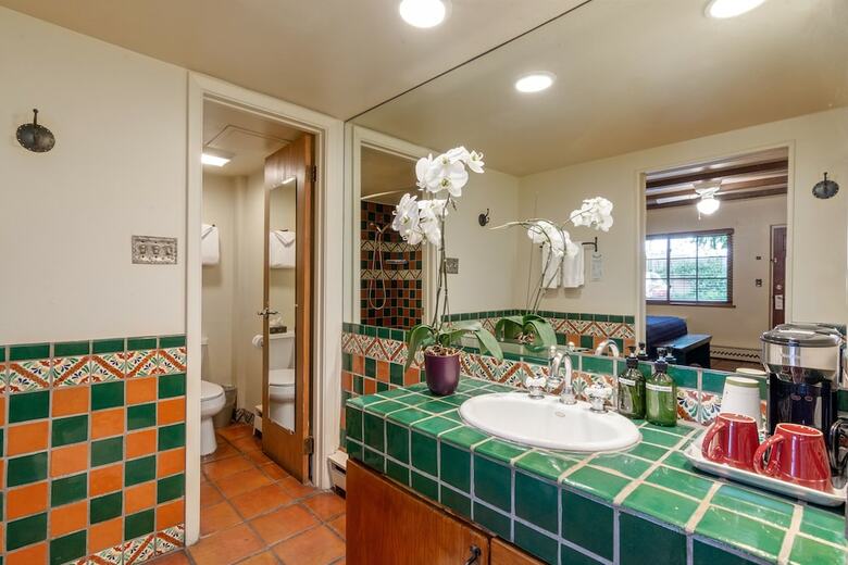 Posada Santa Fe Motel & Inn