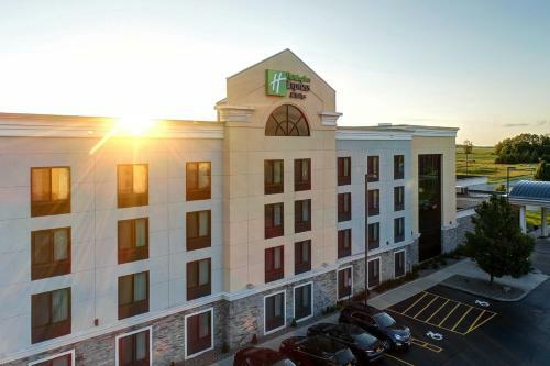 Hotel Holiday Inn Express And Suites Batavia