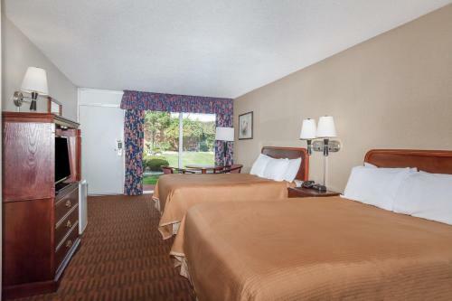 Hotel Howard Johnson Inn - Albany