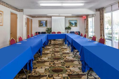 Hotel Howard Johnson Inn - Albany
