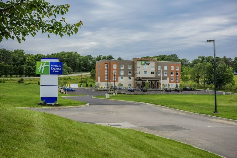 Hotel Holiday Inn Express & Suites Jamestown